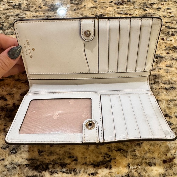 Kate Spade Wallet - Picture 5 of 8